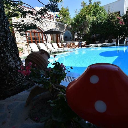 Philoxenia Hotel & Studios Perissa  Exterior photo