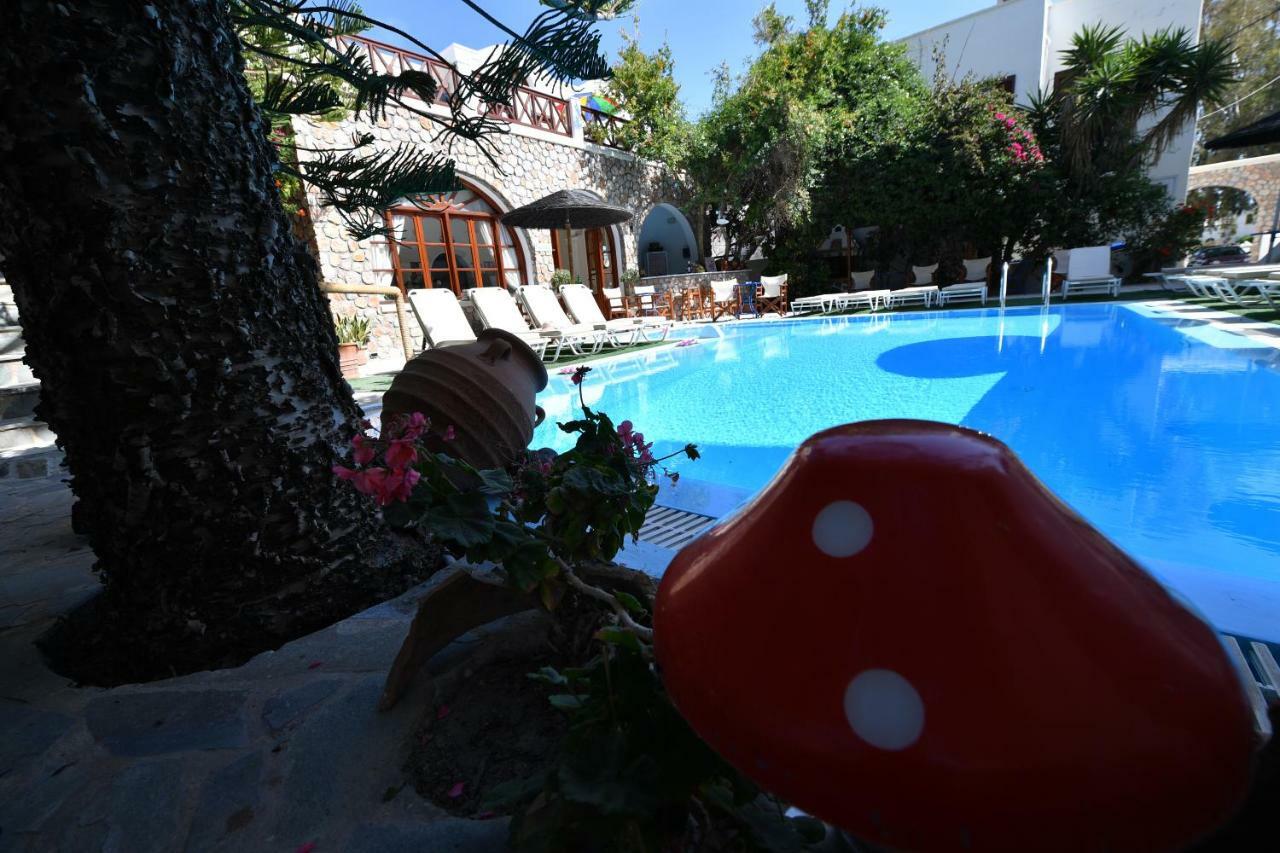 Philoxenia Hotel & Studios Perissa  Exterior photo