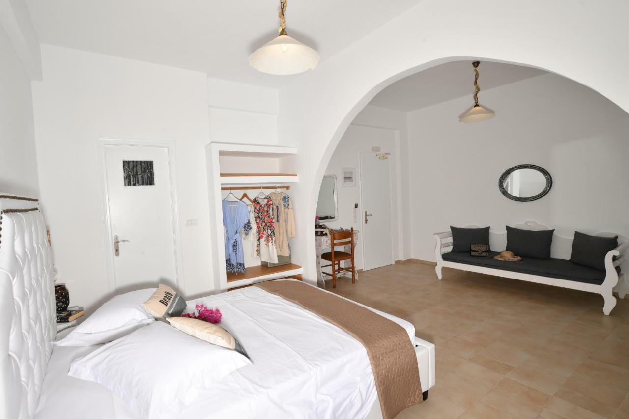 Philoxenia Hotel & Studios Perissa  Exterior photo